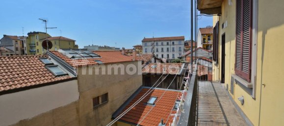 2 bedrooms Apartment in Milan, Italy No. 337386 4