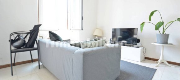 2 bedrooms Apartment in Milan, Italy No. 337386 8