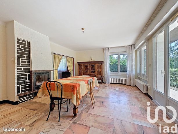 Casa de 3 dormitorios en Yonne, France No. 307761