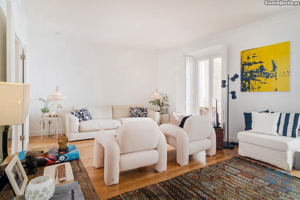 5 bedrooms Duplex in Lisbon, Portugal No. 333092