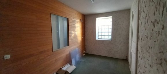 Edificio de 1 dormitorio en Lesparre-Medoc, France No. 107177 6