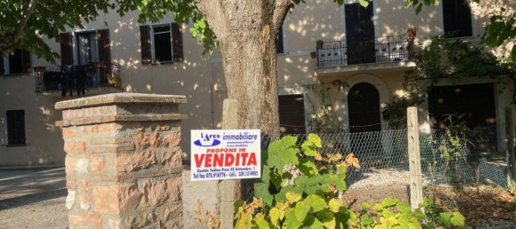 6 bedrooms Apartment in Fossato di Vico, Italy No. 293139 30