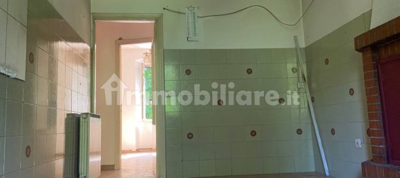 6 bedrooms Apartment in Fossato di Vico, Italy No. 293139 8