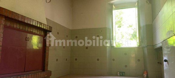 6 bedrooms Apartment in Fossato di Vico, Italy No. 293139 7