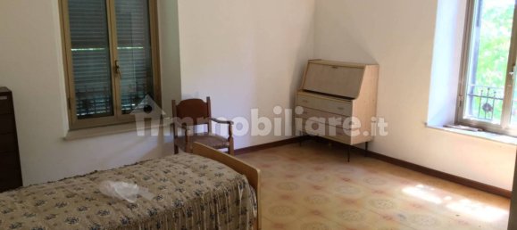 6 bedrooms Apartment in Fossato di Vico, Italy No. 293139 22