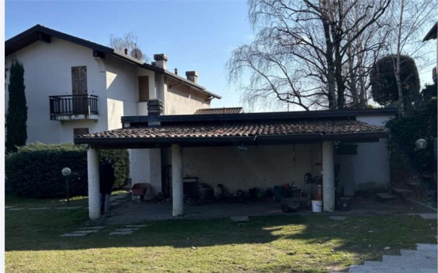 23 rooms Villa in Erba, Italy No. 2839