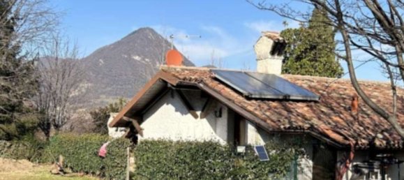 23 rooms Villa in Erba, Italy No. 2839 2