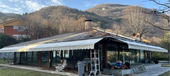 23 rooms Villa in Erba, Italy No. 2839 3