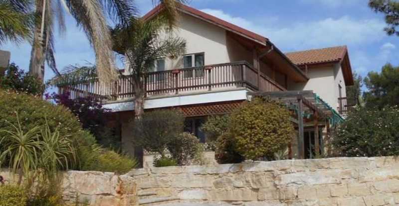 4 chambres Propriété commerciale à Souni–Zanatzia, Cyprus No. 7234