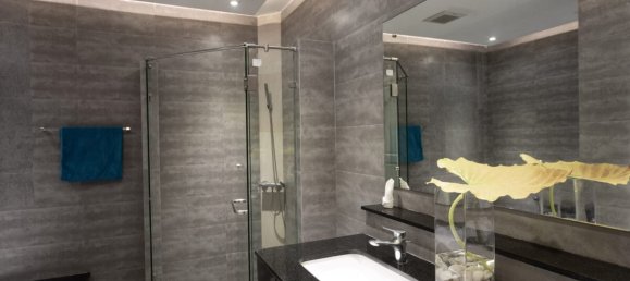 5 bedrooms Villa in Bang Tao, Thailand No. 6049 10