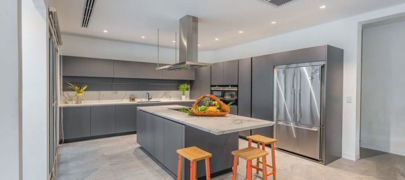 5 bedrooms Villa in Bang Tao, Thailand No. 6049 16