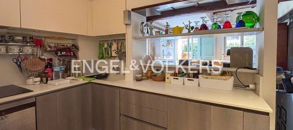 3 rooms Penthouse in Rome, Italy No. 132411 3