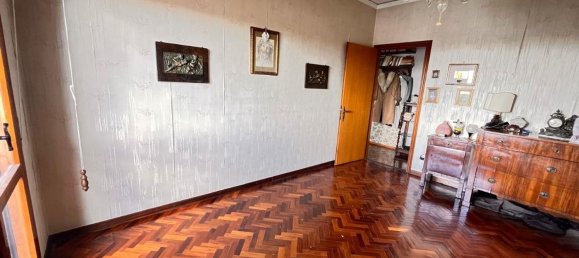 5 bedrooms Apartment in Modena, Italy No. 327807 15