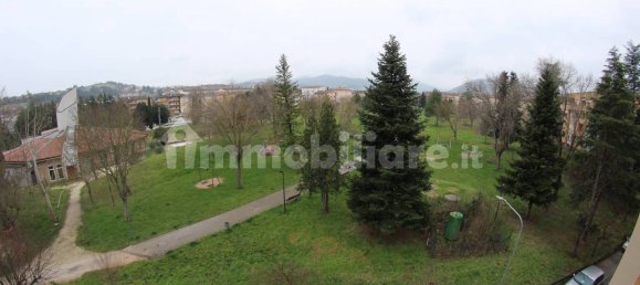 Apartamento de 3 dormitorios en Fabriano, Italy No. 170560 15