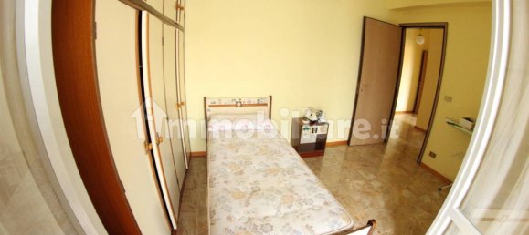 Apartamento de 3 dormitorios en Fabriano, Italy No. 170560 20