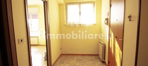 Apartamento de 3 dormitorios en Fabriano, Italy No. 170560 29
