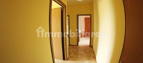 Apartamento de 3 dormitorios en Fabriano, Italy No. 170560 9