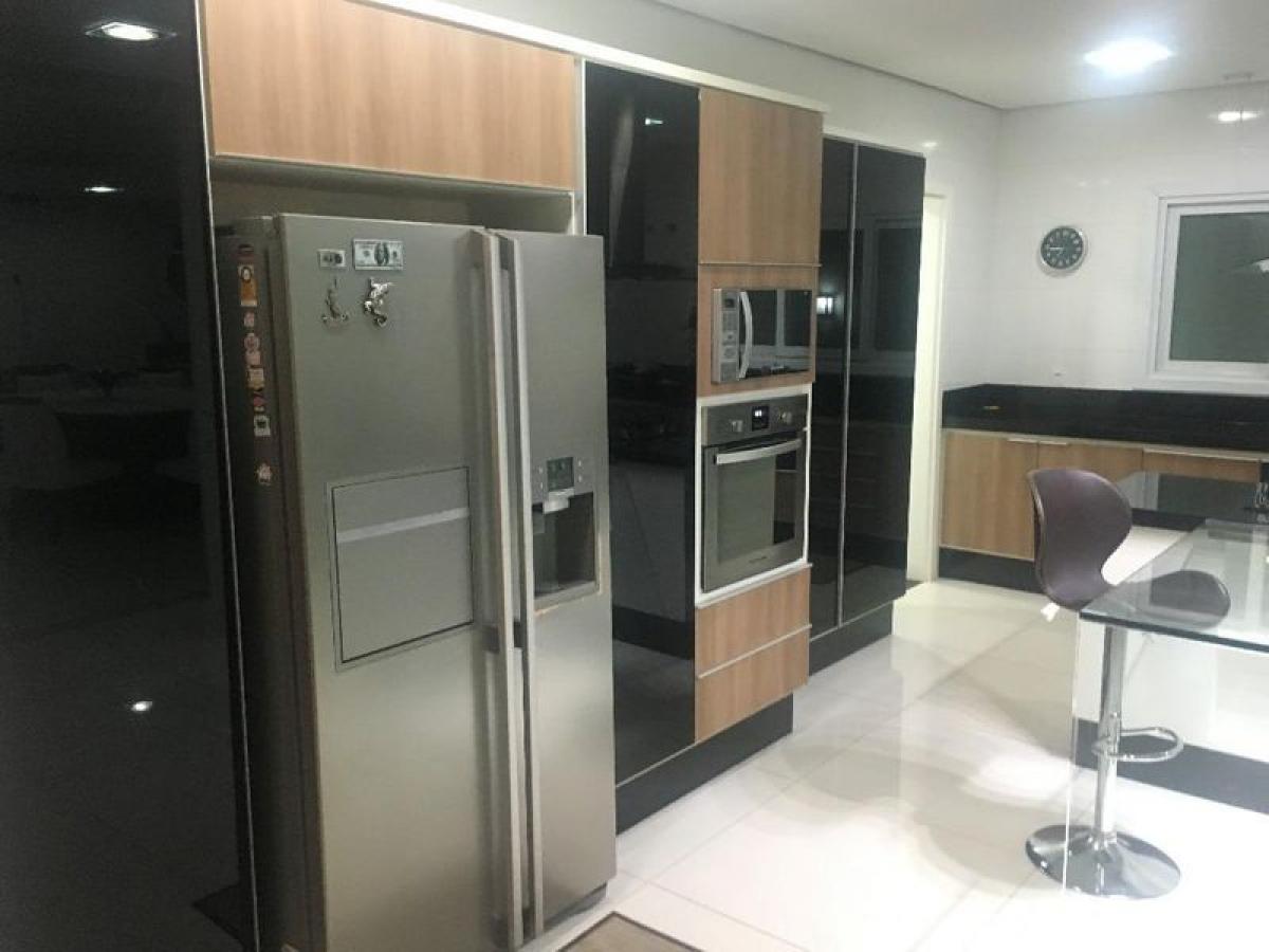 Casa de 3 dormitorios en Sao Paulo, Brazil No. 454038