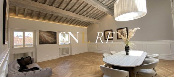 6 rooms Penthouse in Florence, Italy No. 295715 8