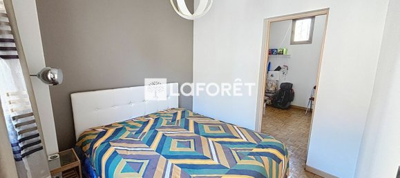 2 bedrooms House in Villejuif, France No. 185627 13