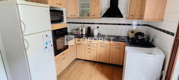 2 bedrooms House in Villejuif, France No. 185627 5