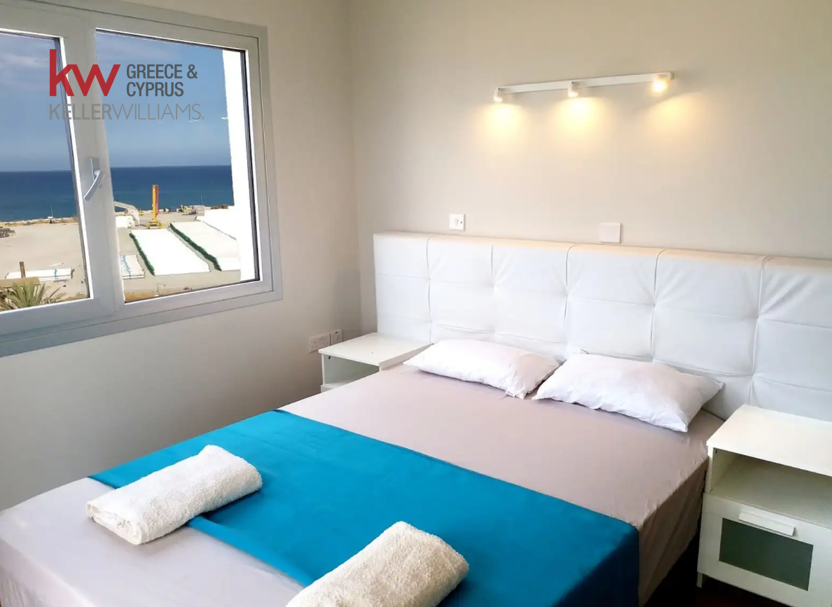 Квартира с 2 спальнями в Ларнака, Кипр № 26194