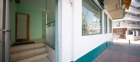 Коммерческая недвижимость 80м² в Бенидорм, Испания № 184352 7