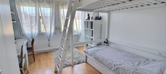 4 bedrooms Duplex in Montreuil, France No. 359361 10