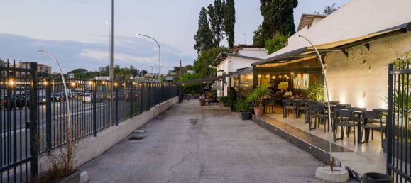 Propiedad comercial de 1 habitación en Rome, Italy No. 212912 49