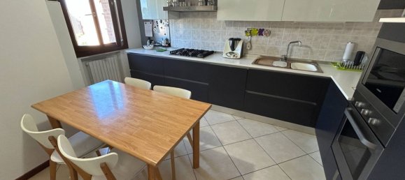 Apartamento de 7 dormitorios en Mirandola, Italy No. 370520 5