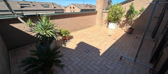 Apartamento de 7 dormitorios en Mirandola, Italy No. 370520 19