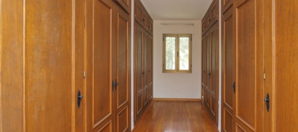 Villa de 6 dormitorios en San Roque, Spain No. 187489 25