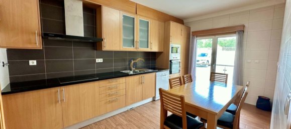 3 bedrooms House in Guia, Portugal No. 30819 18