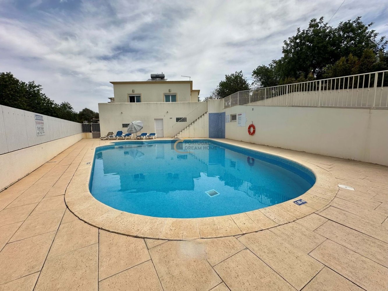 3 bedrooms House in Guia, Portugal No. 30819