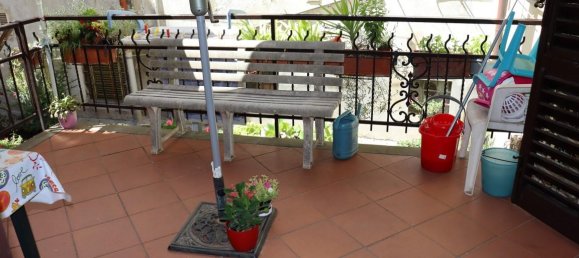 4 rooms Apartment in Montevarchi, Italy No. 230762 6