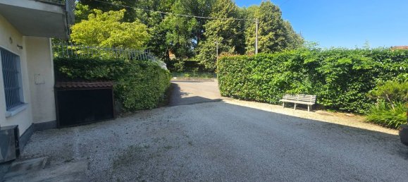 Apartamento de 4 dormitorios en Laveno-Mombello, Italy No. 361314 22