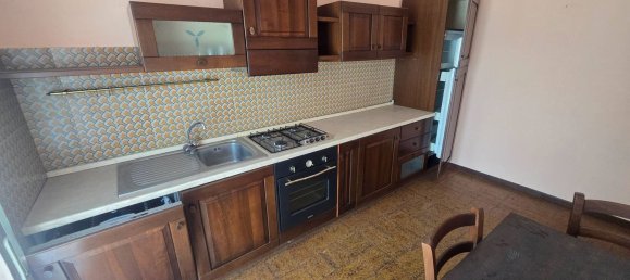Apartamento de 4 dormitorios en Laveno-Mombello, Italy No. 361314 2