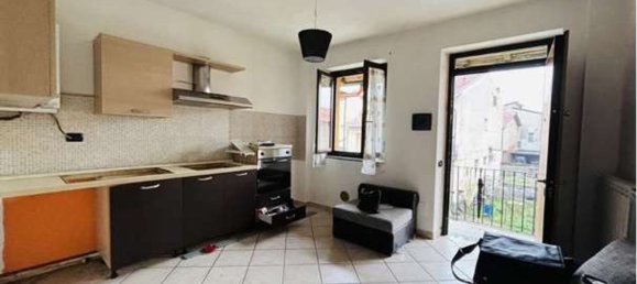 2 Schlafzimmer Wohnung in Cislago, Italy, Nr. 363493 7