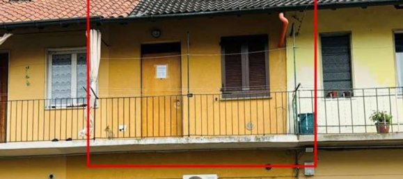 2 Schlafzimmer Wohnung in Cislago, Italy, Nr. 363493 5