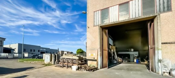 670m² Warehouse in Pavone del Mella, Italy No. 112166 22