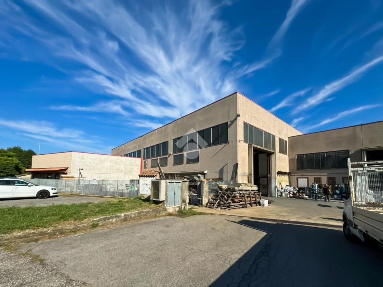 670m² Warehouse in Pavone del Mella, Italy No. 112166