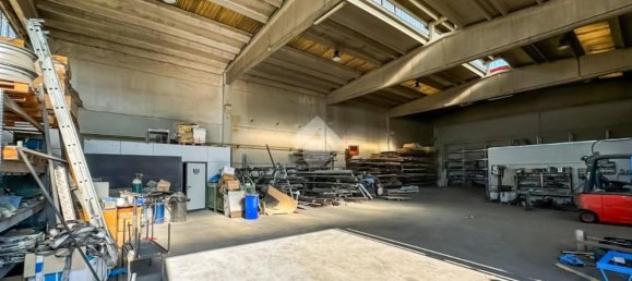670m² Warehouse in Pavone del Mella, Italy No. 112166 5