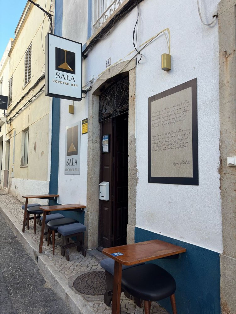 35m² Commercial property in Alvor, Portugal No. 303355