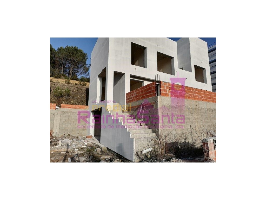 Casa de 3 dormitorios en Coimbra, Portugal No. 175200