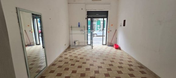 Gewerbliche Immobilie in Floridia, Italy 45m², Nr. 136093 5