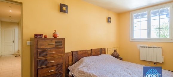 5 bedrooms House in Livry-Gargan, France No. 184747 11