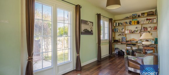 5 bedrooms House in Livry-Gargan, France No. 184747 8