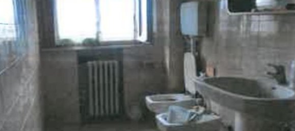 5 rooms Apartment in Rolo, Italy No. 96578 11