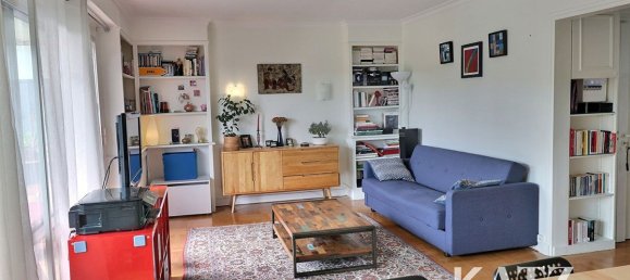 Apartamento de 2 dormitorios en Garches, France No. 176274 3