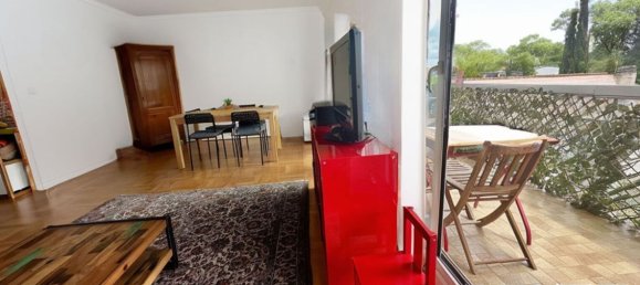 Apartamento de 2 dormitorios en Garches, France No. 176274 2